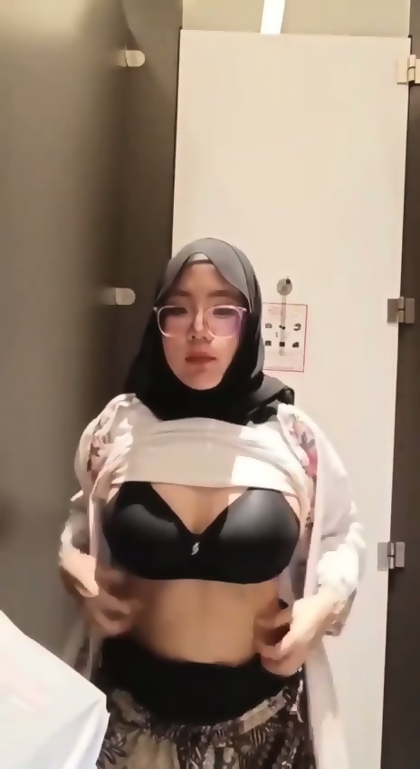 Viral Hijab Jilbab Viral Gelora Membara Di Balik Kaca Who Loves Full Version?
